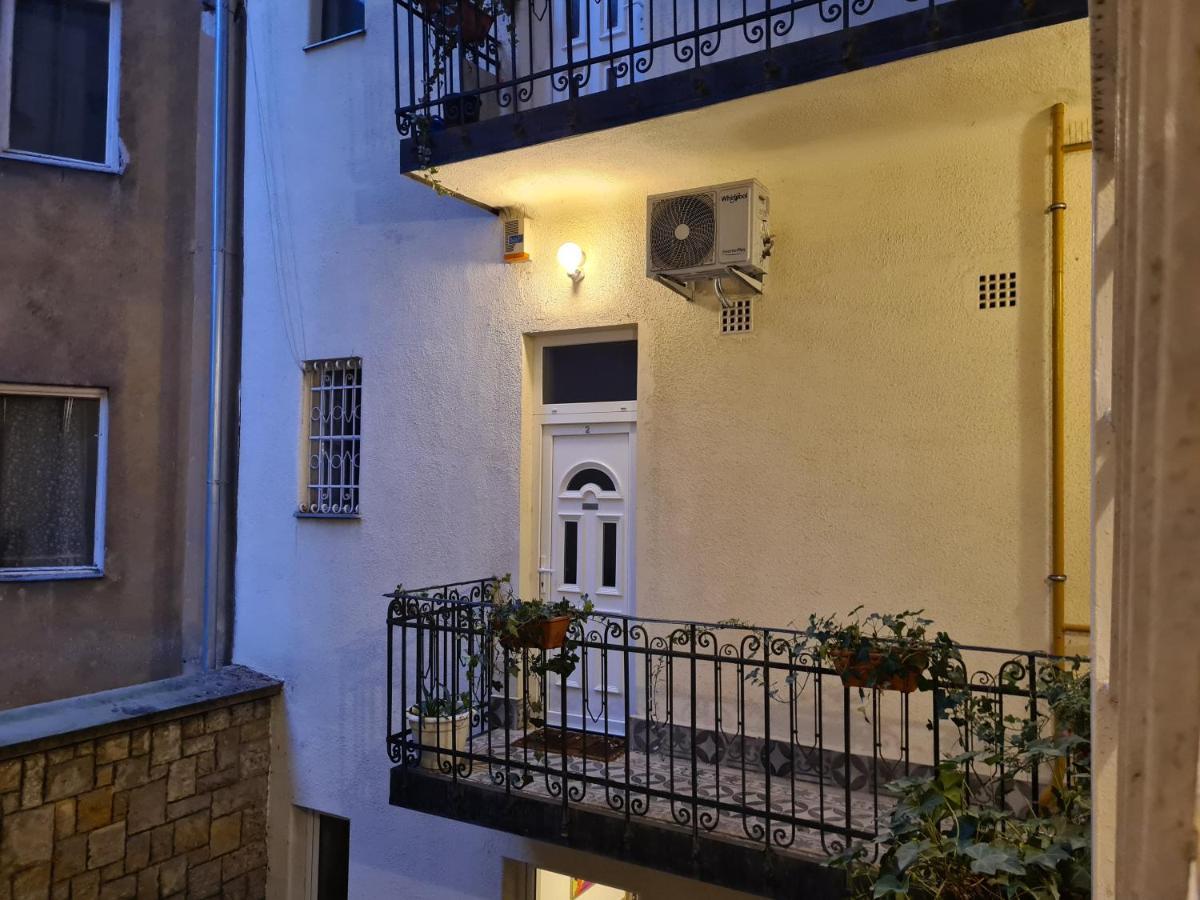 Apartamento Swan Budapest Exterior foto